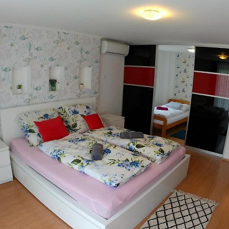 Balatoni Aranyparti Apartmanok Siófok Zewnętrze zdjęcie