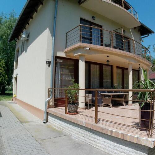Balatoni Aranyparti Apartmanok Siófok Zewnętrze zdjęcie